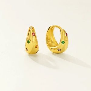 Ana Rainbow Hoops in Gold